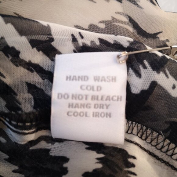 NWT Dress Barn Ladies Size 2X Black/Tan/Beige Twin Set Cami & Blouse - Picture 10 of 14